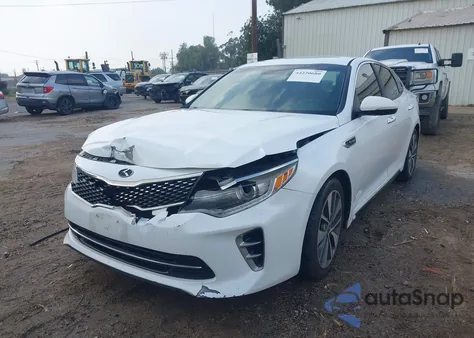 2016 Kia Optima Sx Turbo z USA, uszkodzony, nr VIN 5XXGW4L20GG064288